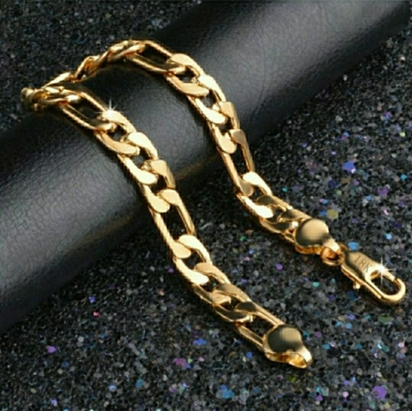 SOLD 18k Yellow Gold Figaro Men's 8mm Bracelet - Picture 3 of 5